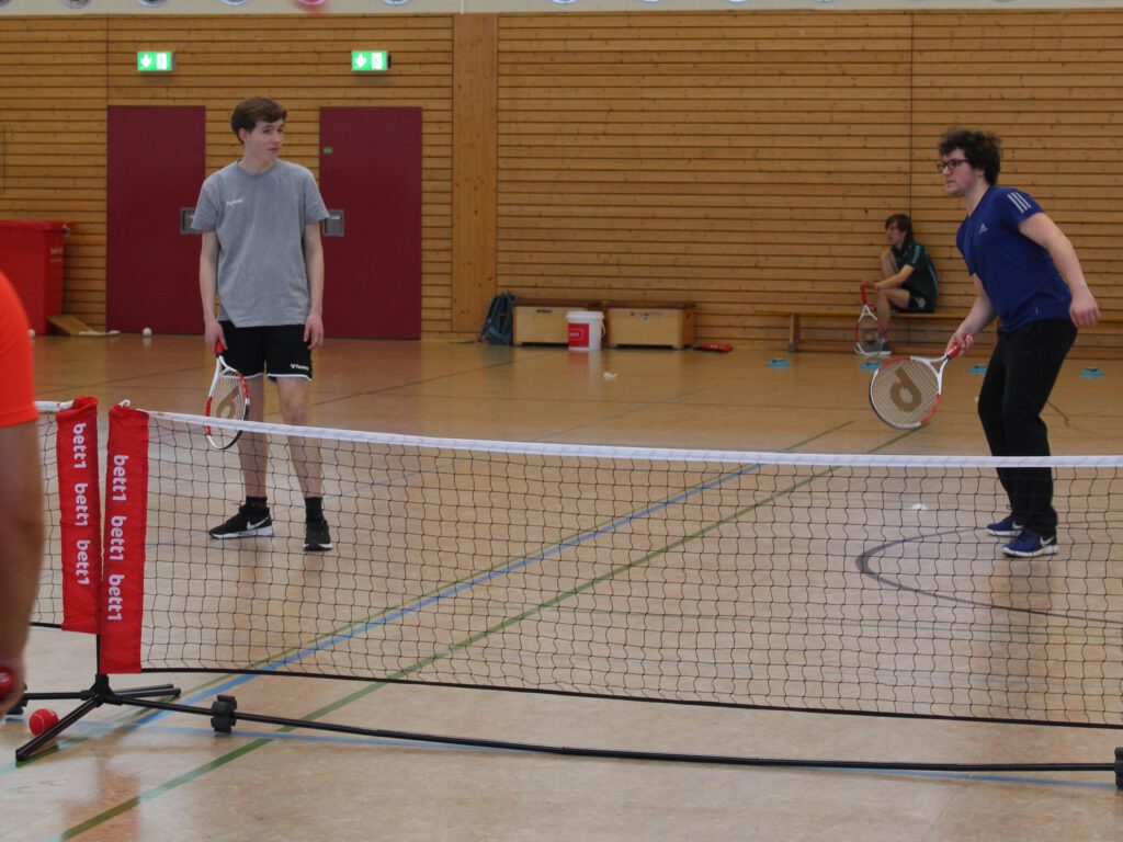 TENNIS MACHT SCHULE